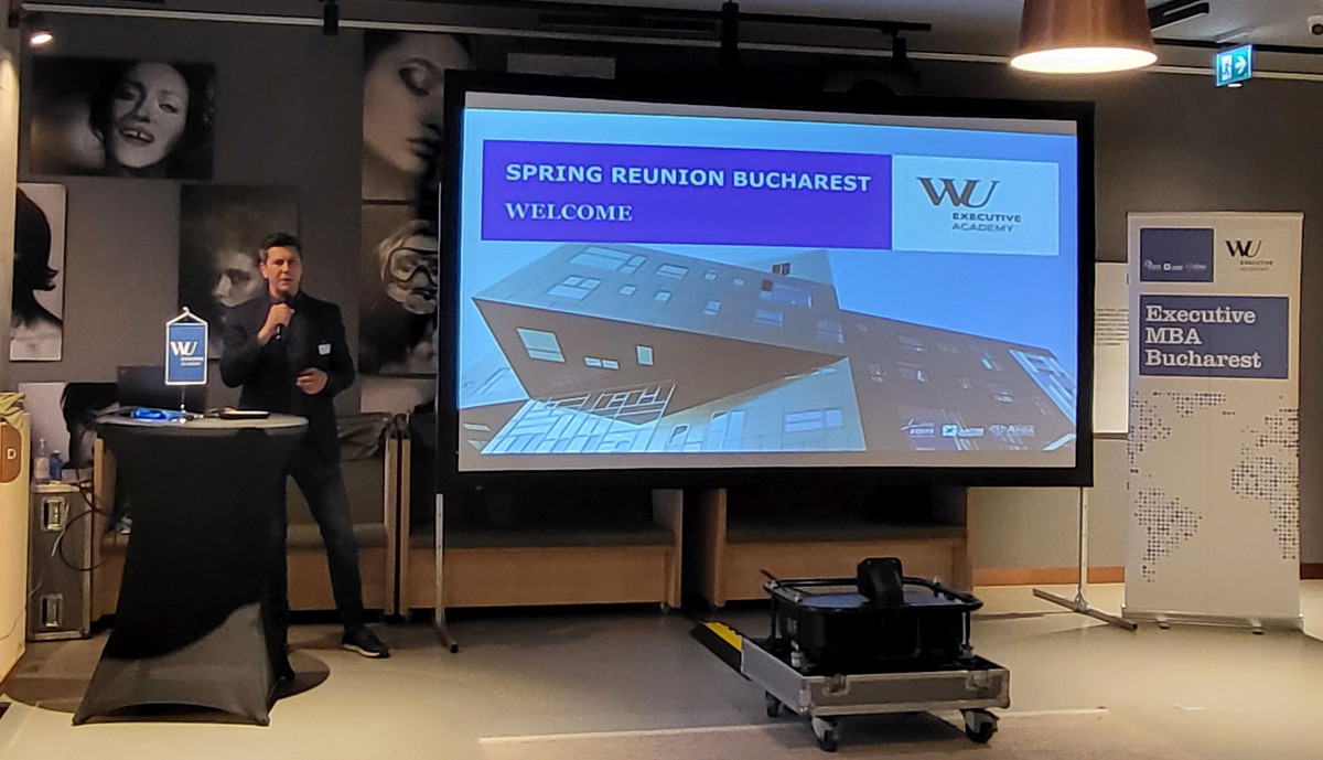 Our WU Executive Academy Hub Manager in Bucharest Stefan Popescu opening the Spring Reunion 2024. 