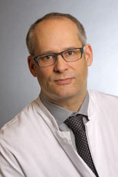 Univ.-Prof. Dr. P.H. Dr. med. Martin Bauer, MPH Portrait