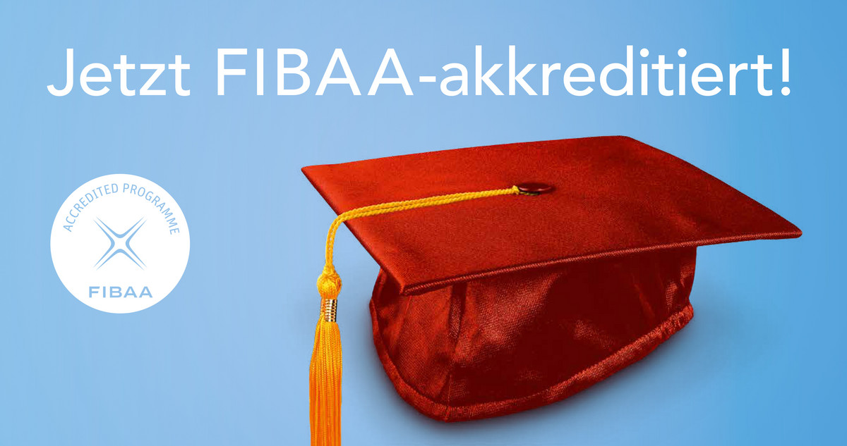 DWB ist FIBAA-akkreditiert! Roter Hut