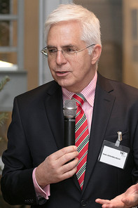 Portrait von Prof. Bodo Schlegelmilch