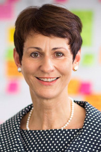 Mag. Martina Ernst, MBA Portrait